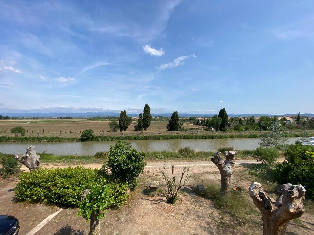 Maison, Canal Du Midi Piscine Homps  Exteriér fotografie
